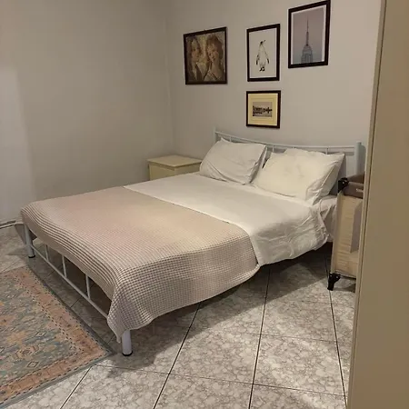 Upscale And Spacious 3br 塞萨洛尼基